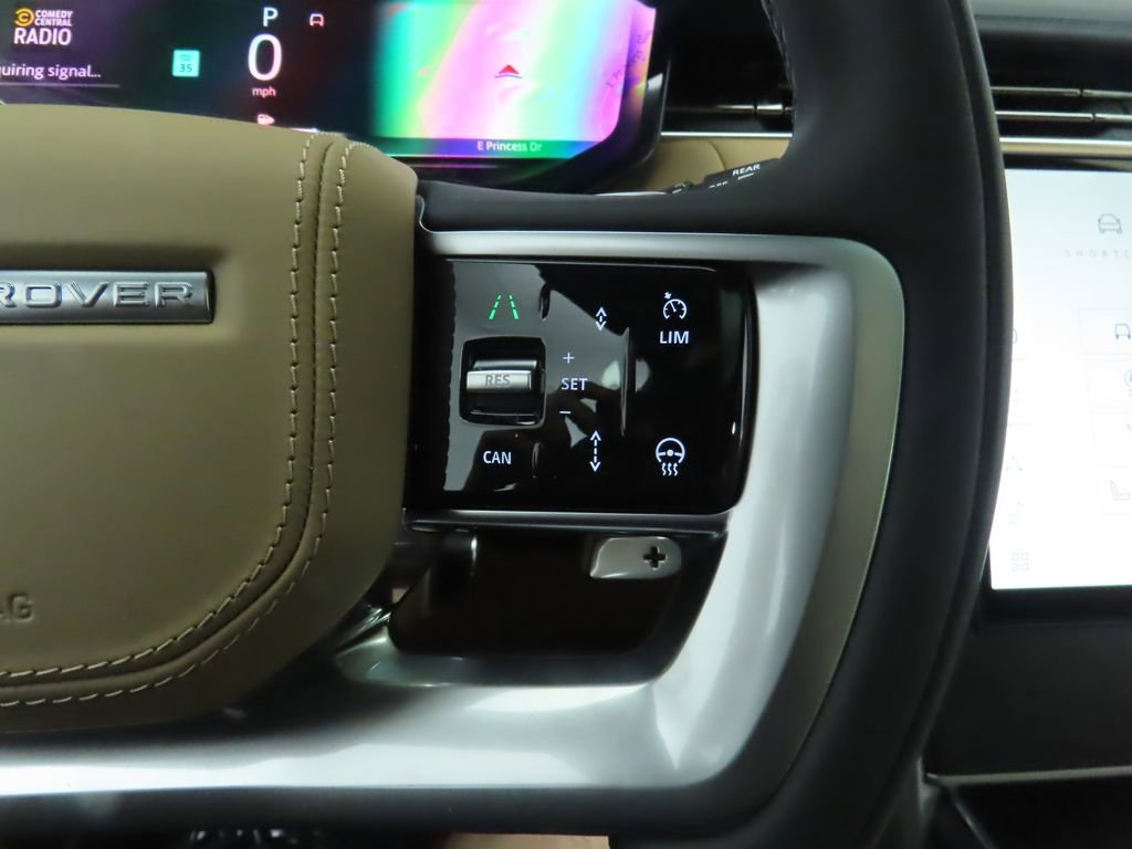 New 2025 Land Rover Range Rover SE image 13