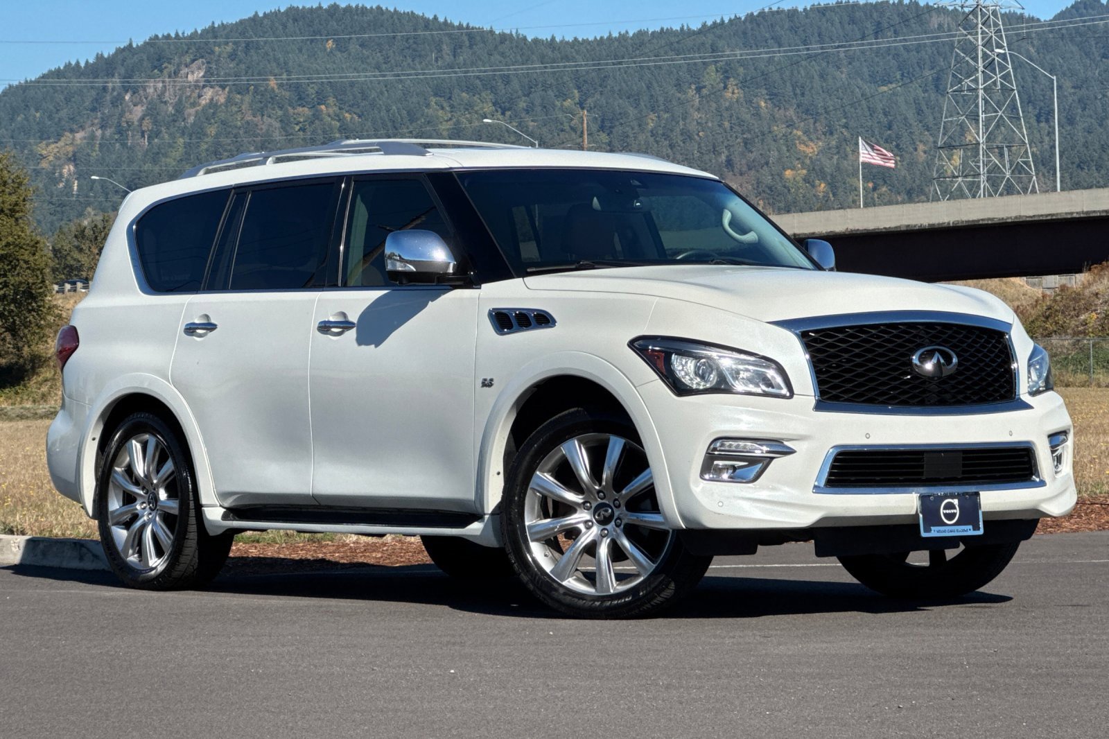 Used 2017 INFINITI QX80 Signature Edition