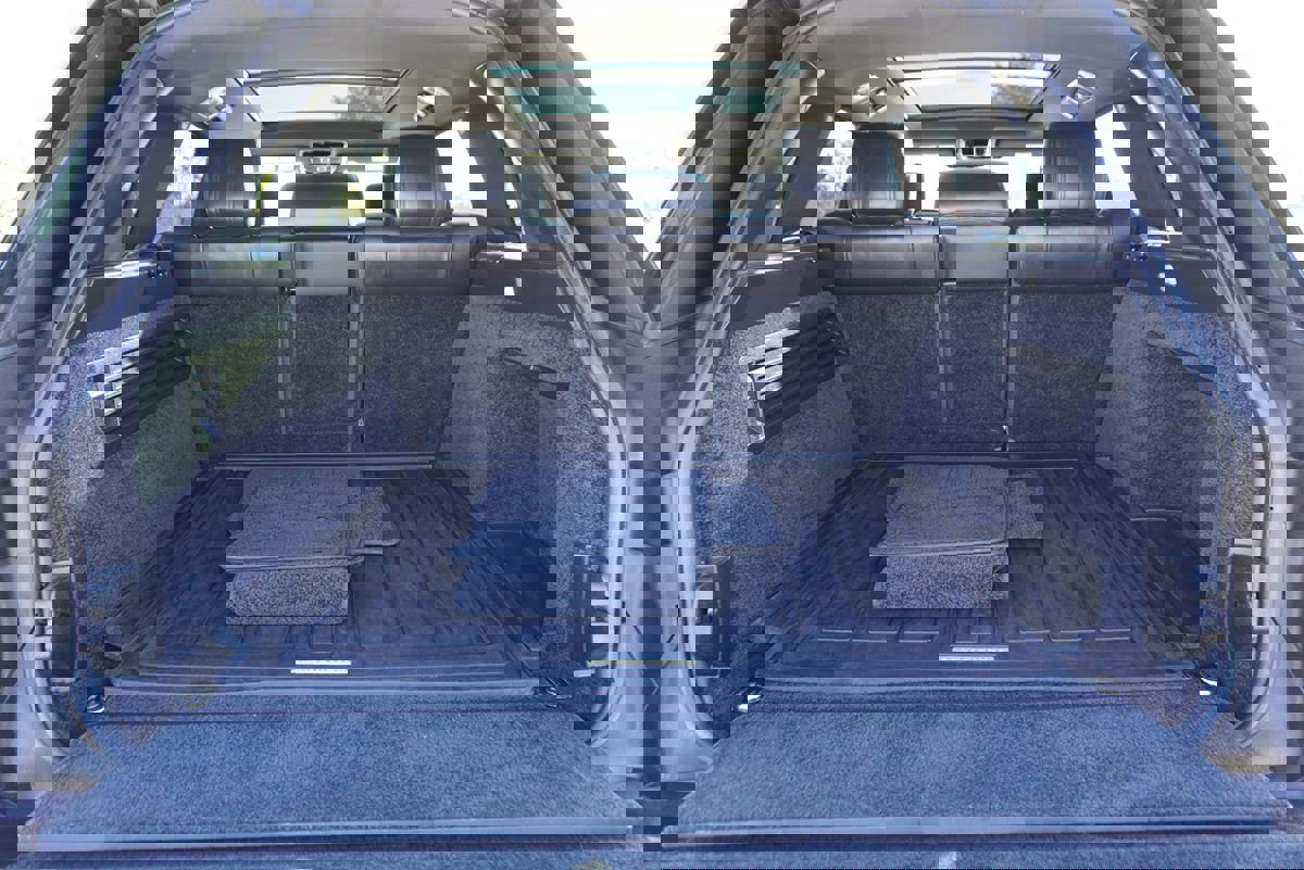 Used 2016 Land Rover Range Rover HSE image 15