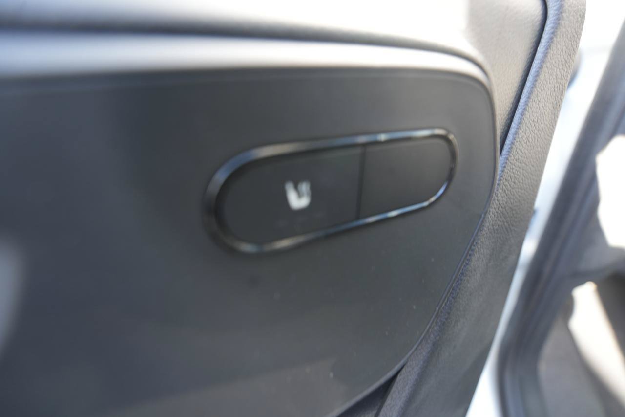 Used 2024 Mercedes-Benz Sprinter 2500 image 17