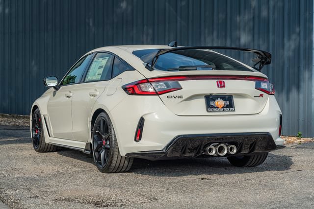 Used 2025 Honda Civic Type R image 4