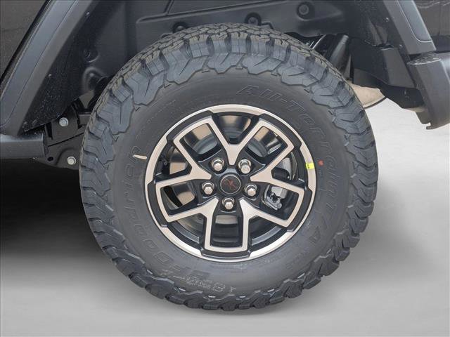 New 2026 Jeep Wrangler Unlimited Rubicon w/ Technology Group image 10