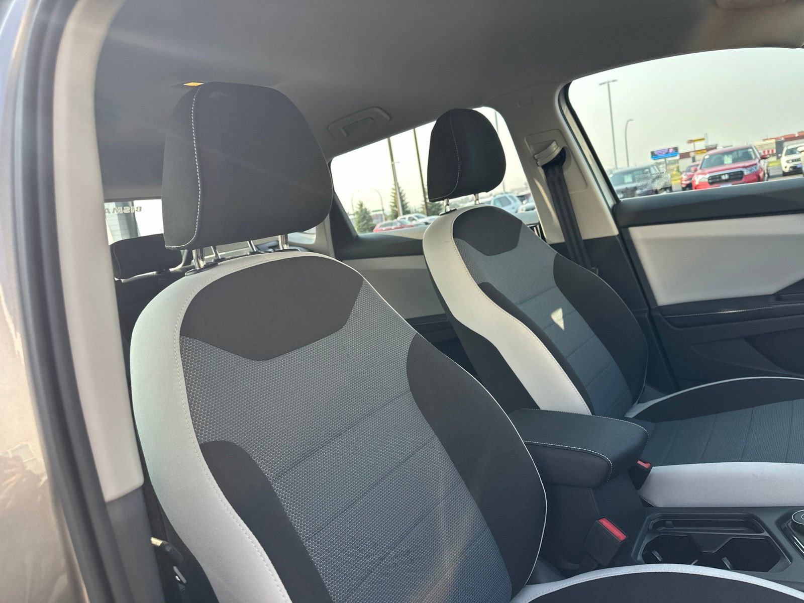 Certified 2025 Volkswagen Taos S AWD/4WD image 34