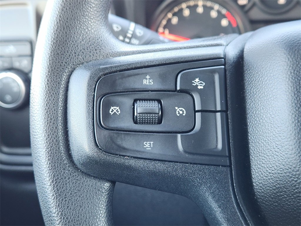 Used 2024 Chevrolet Silverado 1500 Custom image 26