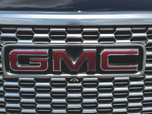 Used 2024 GMC Yukon Denali w/ Max Trailering Package AWD/4WD image 32