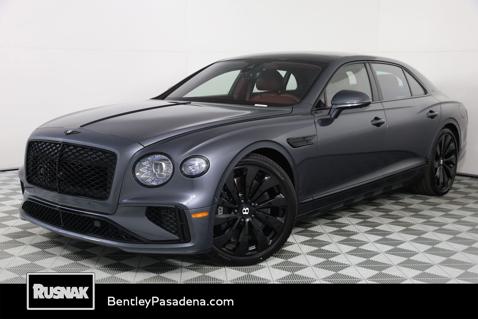New 2025 Bentley Flying Spur Plug-In Hybrid AWD/4WD image 1