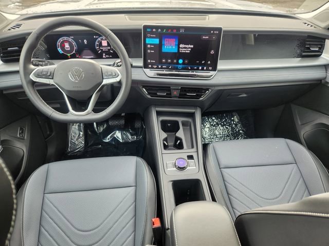 New 2026 Volkswagen Tiguan SE image 25