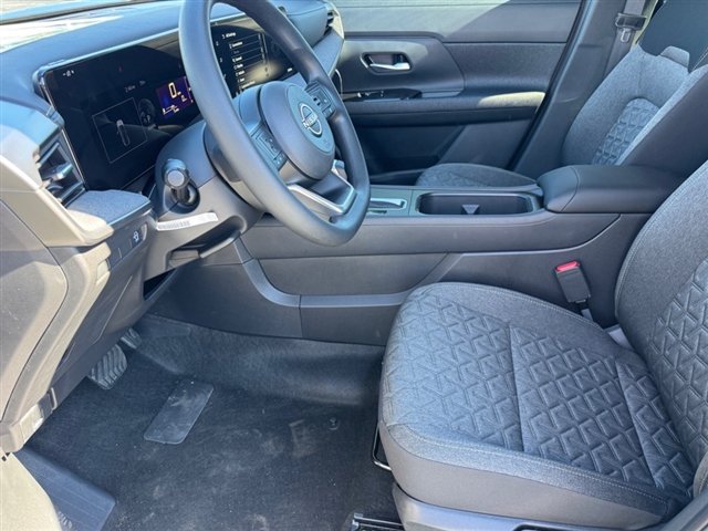 New 2026 Nissan Kicks SV w/ SV Premium Package FWD image 10
