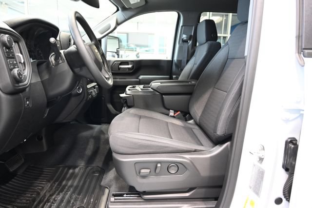 New 2026 Chevrolet Silverado 2500 Custom w/ Custom Value Package AWD/4WD image 10
