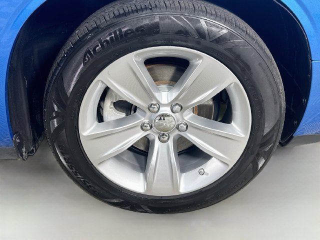 Used 2023 Dodge Challenger SXT RWD image 29