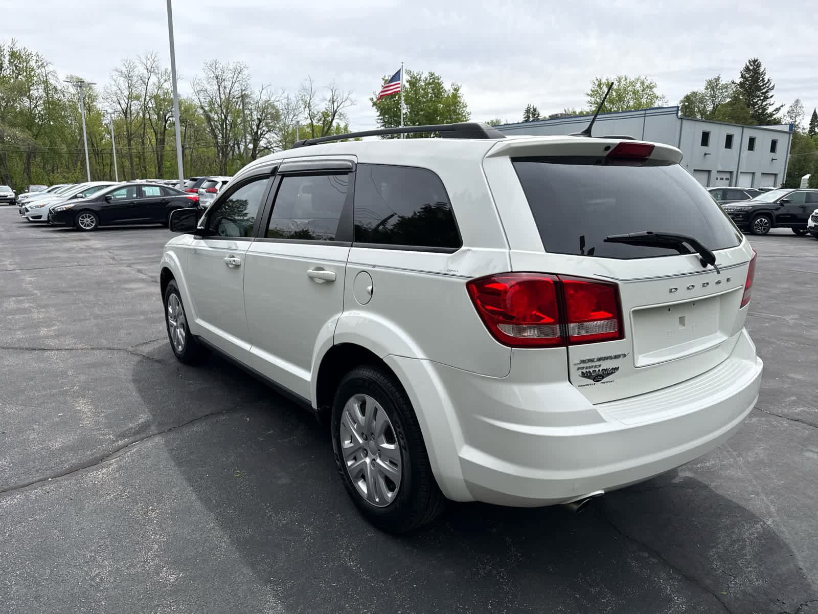 Used 2016 Dodge Journey SE w/ Comfort/Convenience Group AWD/4WD image 5