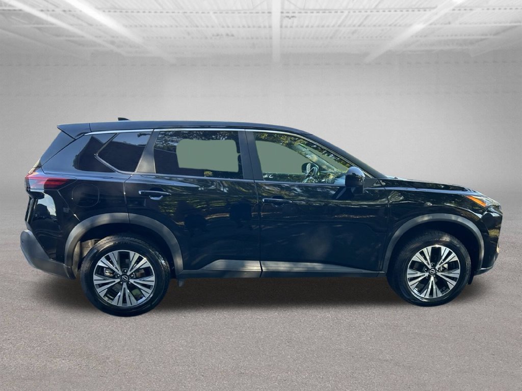 Used 2023 Nissan Rogue SV FWD image 8