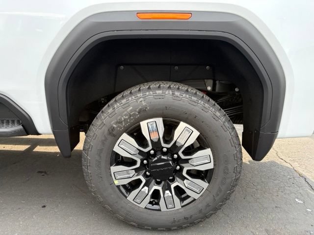 New 2026 GMC Sierra 3500 Denali w/ Denali Reserve Package AWD/4WD image 11
