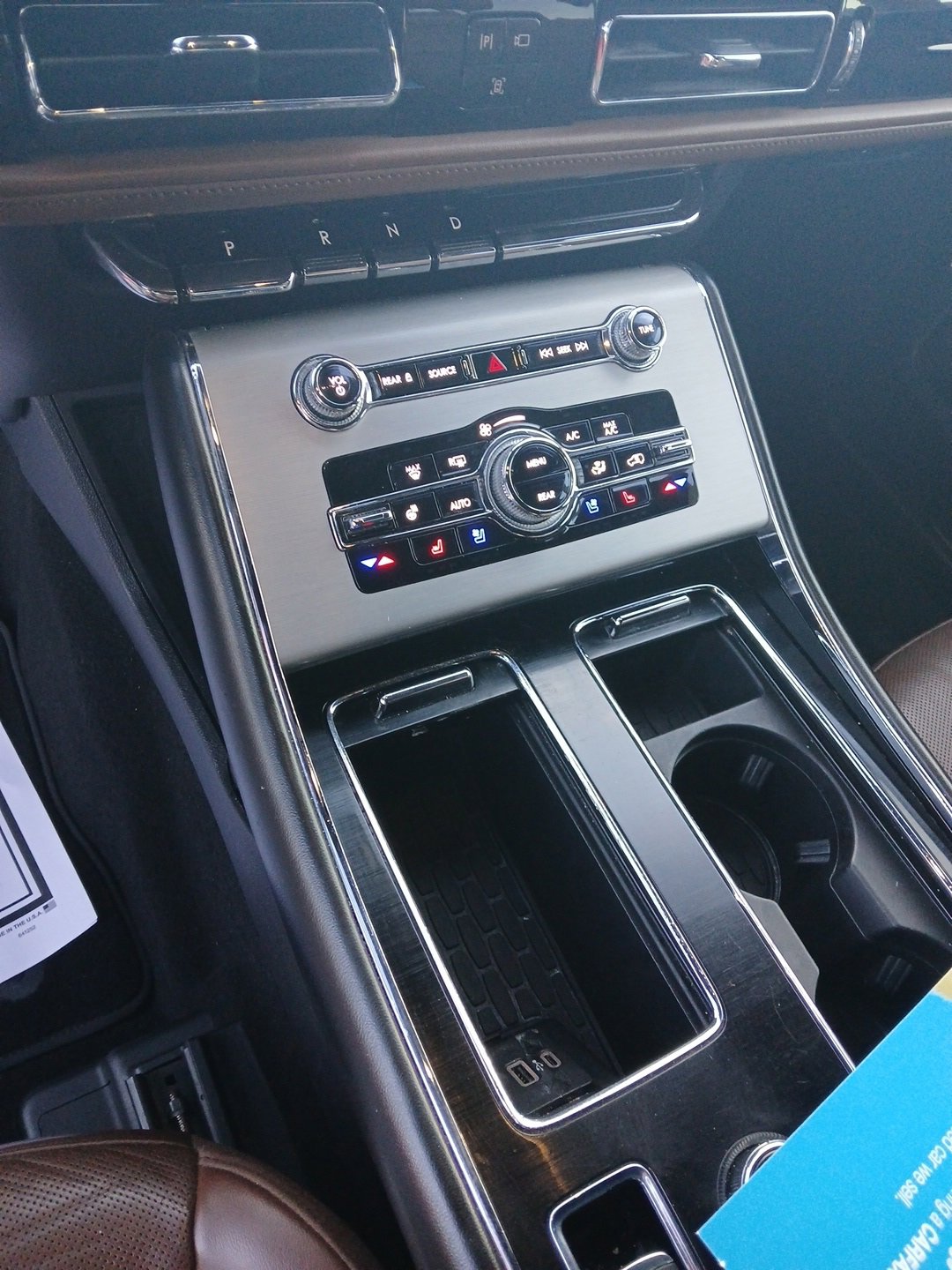 Used 2021 Lincoln Aviator Reserve w/ Equipment Group 201A image 9