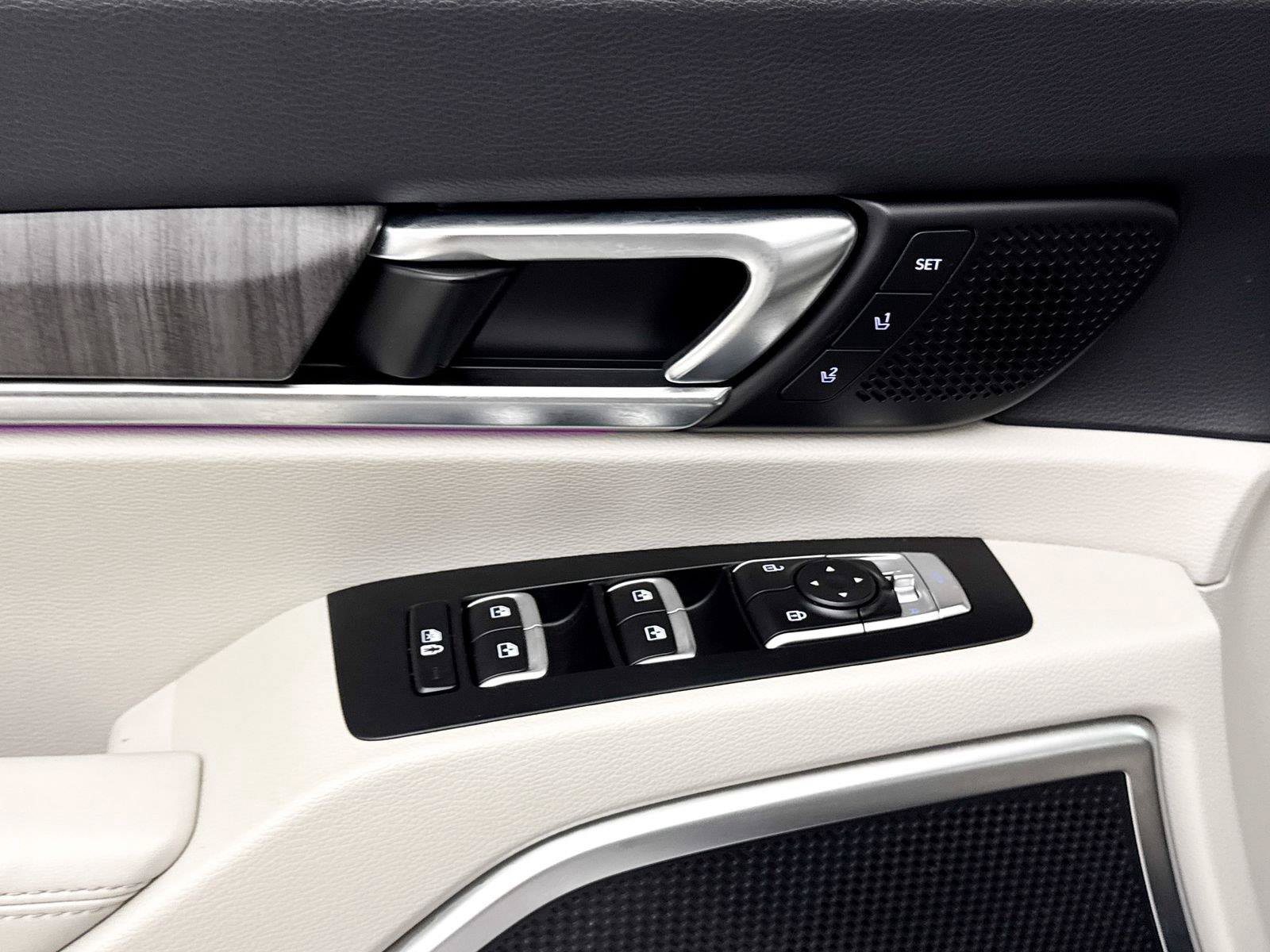 Certified 2024 Kia Telluride SX FWD image 30