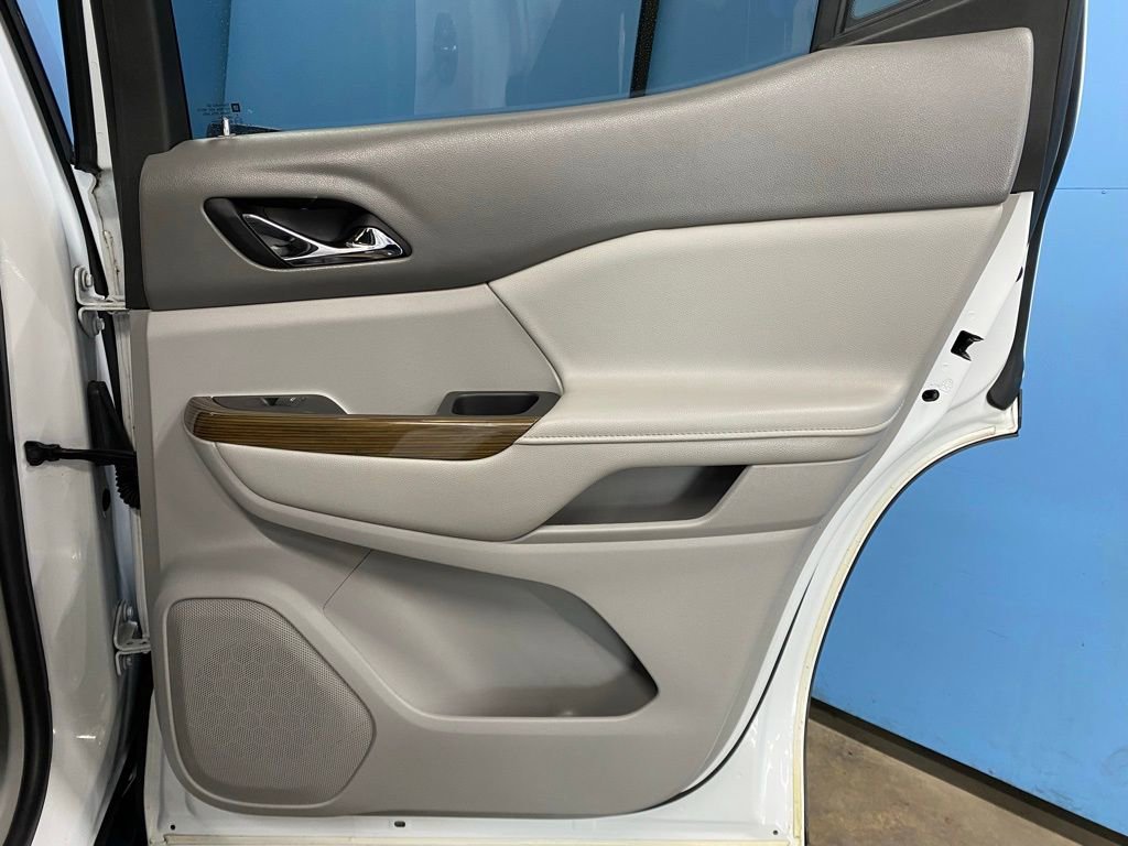 Used 2018 GMC Acadia SLE w/ LPO, Protection Package image 49