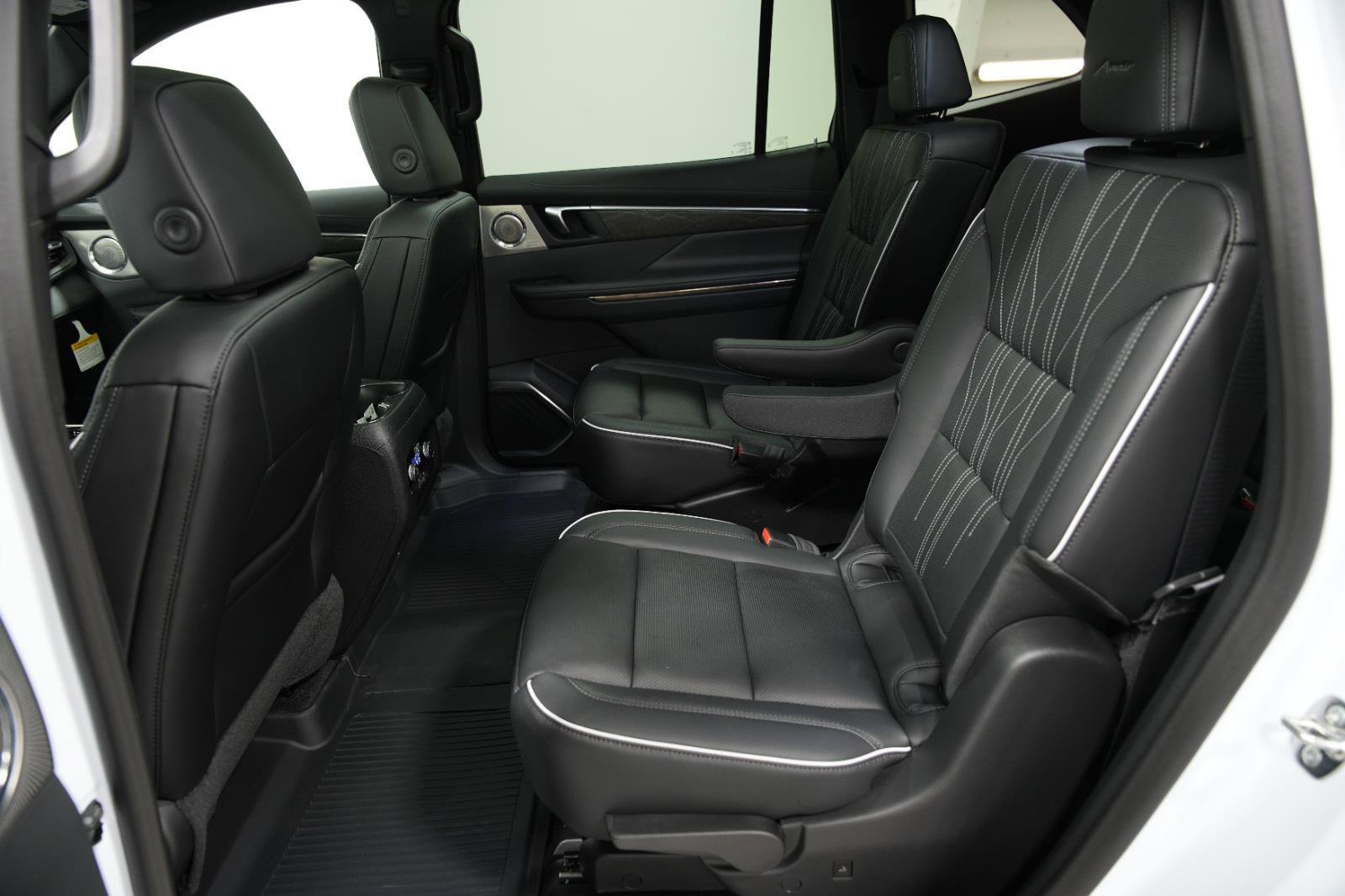 New 2026 Buick Enclave Avenir w/ Super Cruise Package image 22