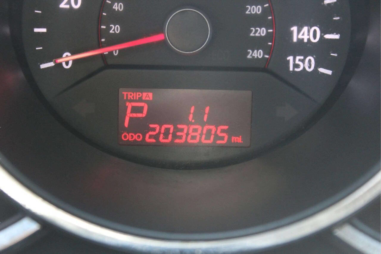 Used 2013 Kia Sorento LX image 7