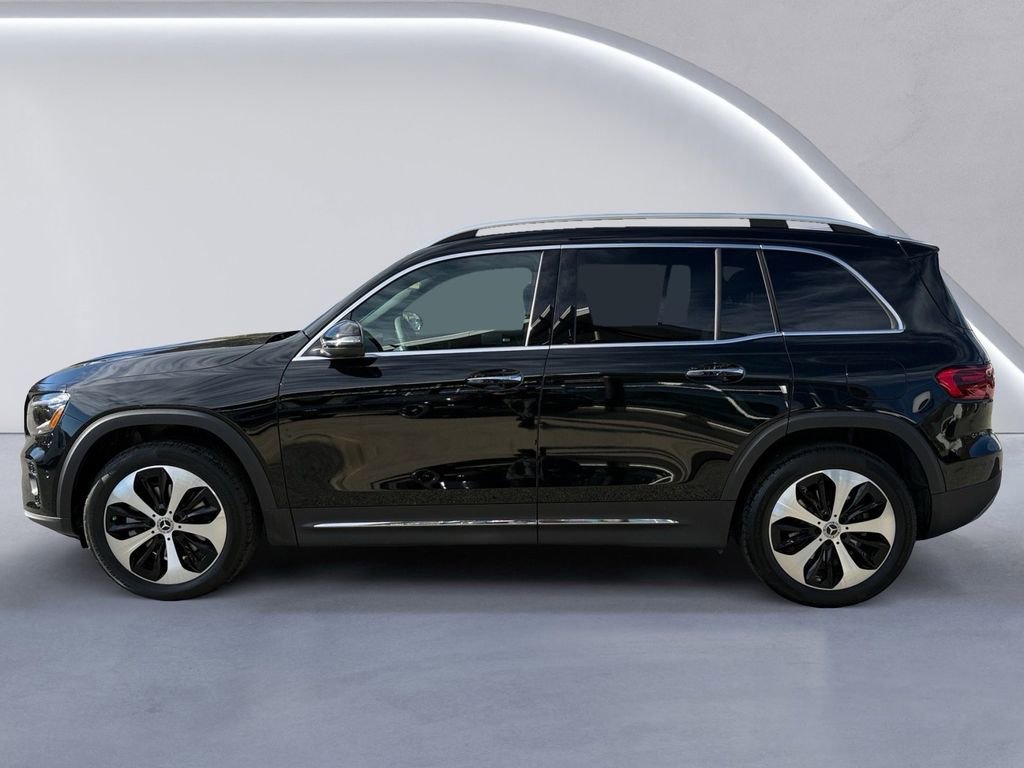 New 2026 Mercedes-Benz GLB 250 4MATIC image 6