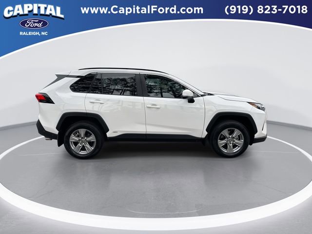 Used 2023 Toyota RAV4 XLE w/ Convenience Package image 9