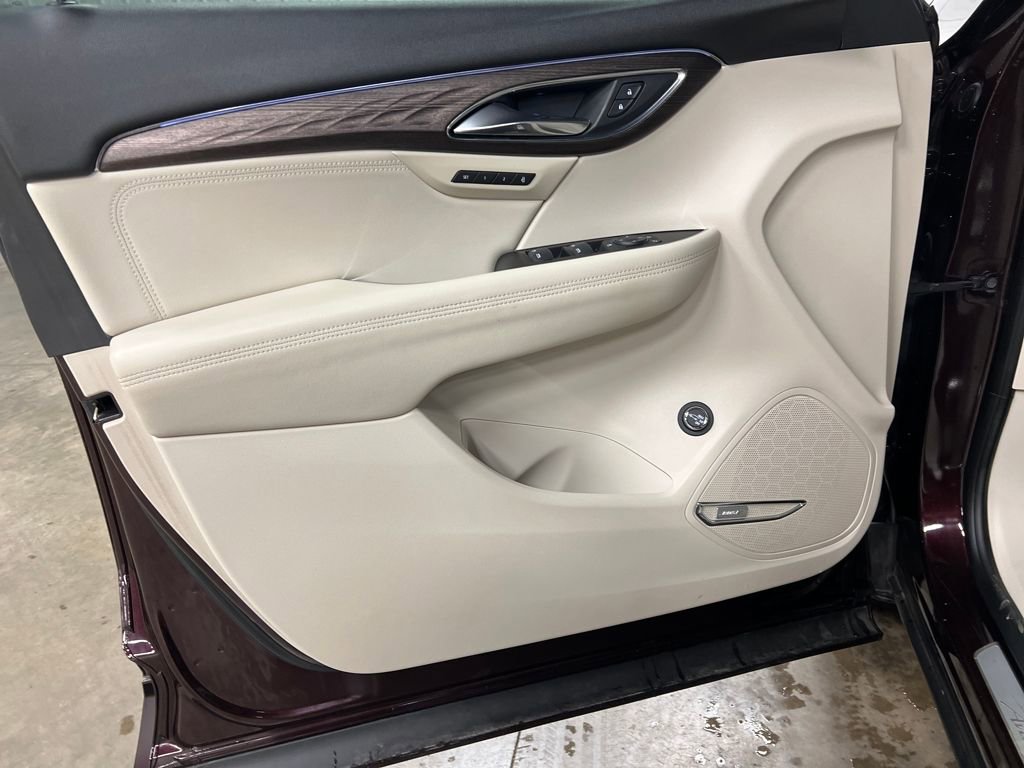 Certified 2023 Buick Envision Avenir image 15