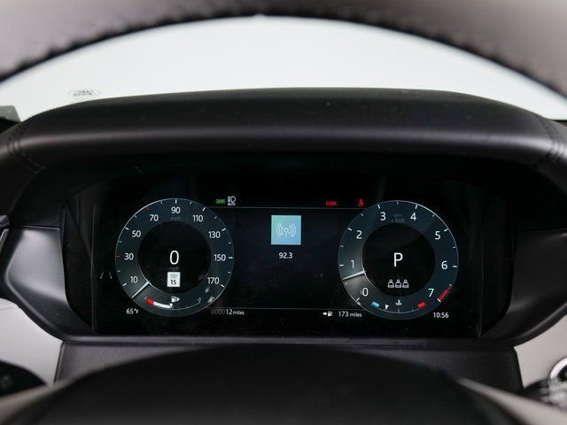 New 2026 Land Rover Range Rover Velar Dynamic SE AWD/4WD image 17