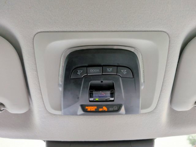 Used 2025 Toyota Corolla Cross L FWD image 28