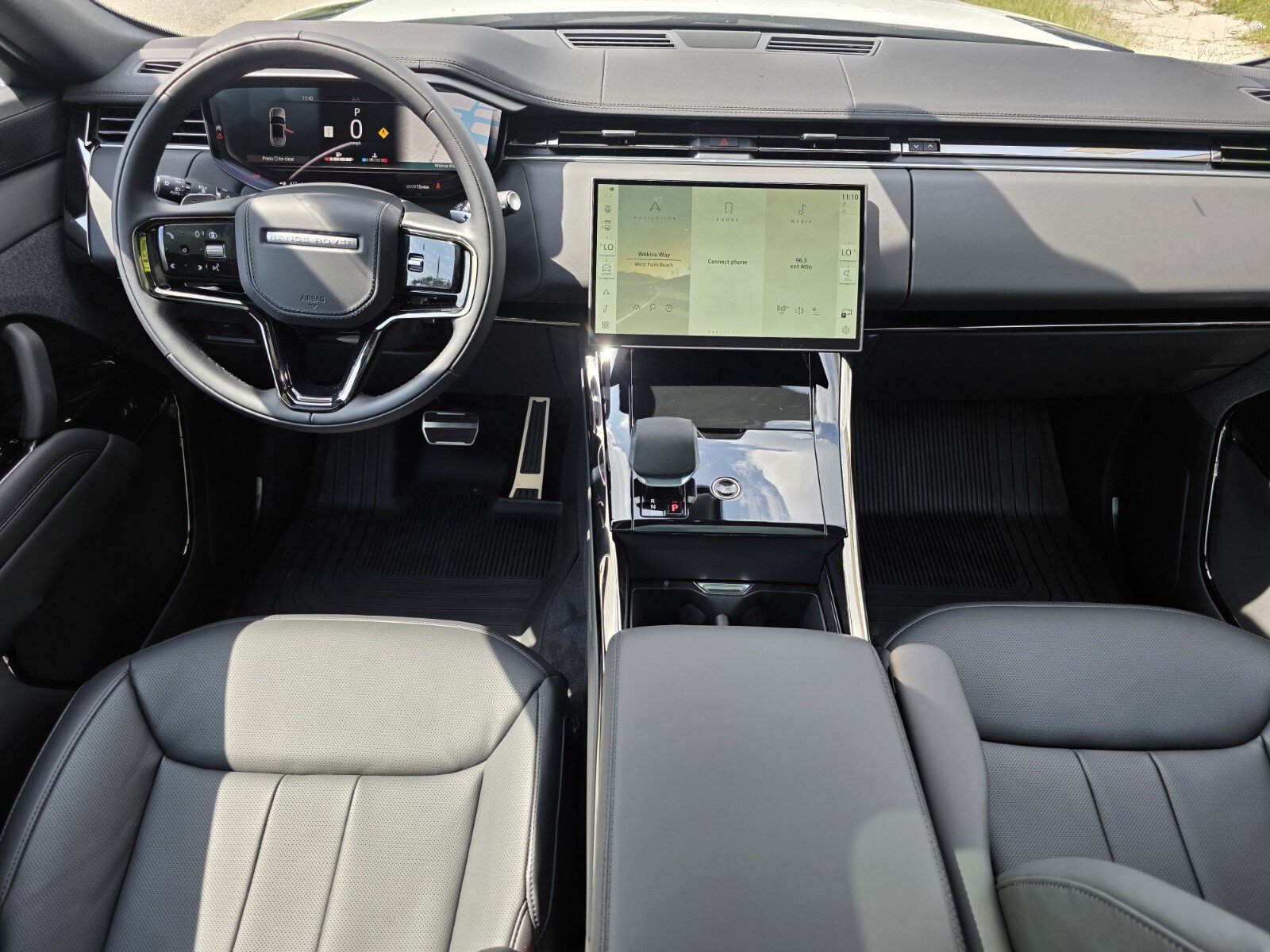 New 2026 Land Rover Range Rover Sport Dynamic SE AWD/4WD image 4