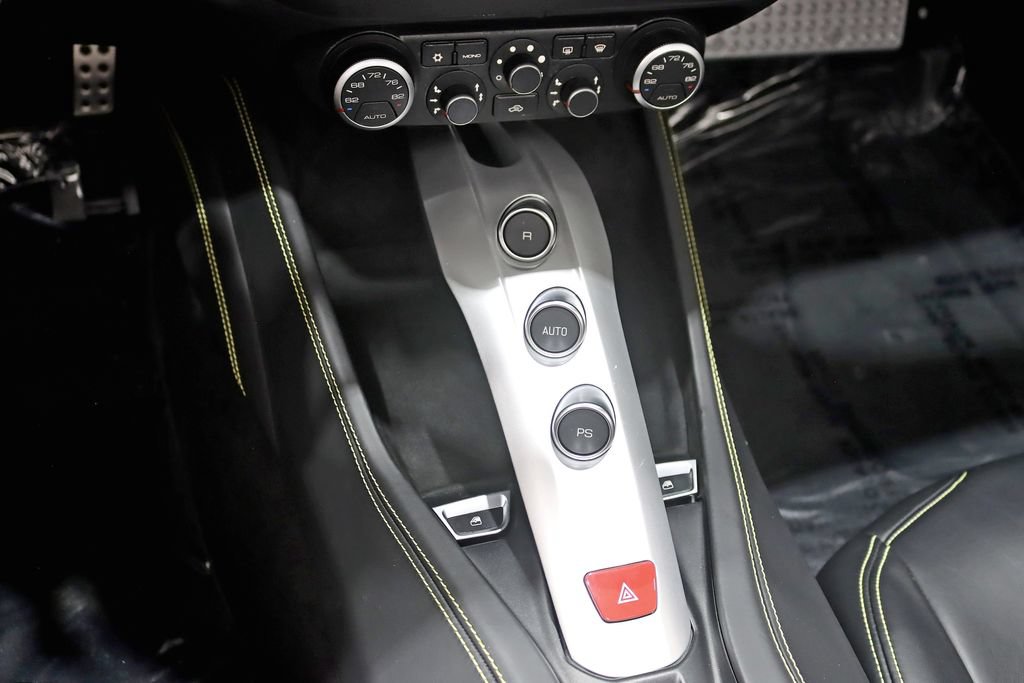Used 2016 Ferrari California T RWD image 24