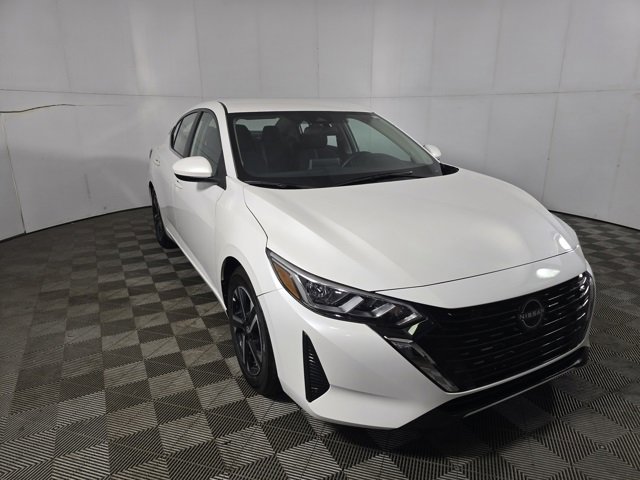 Used 2024 Nissan Sentra SV image 3