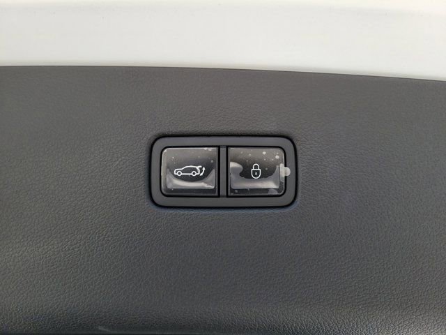 Used 2025 Genesis GV80 3.5T e-SC image 8