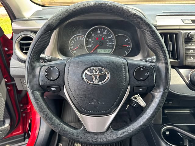 Used 2016 Toyota RAV4 LE AWD/4WD image 15
