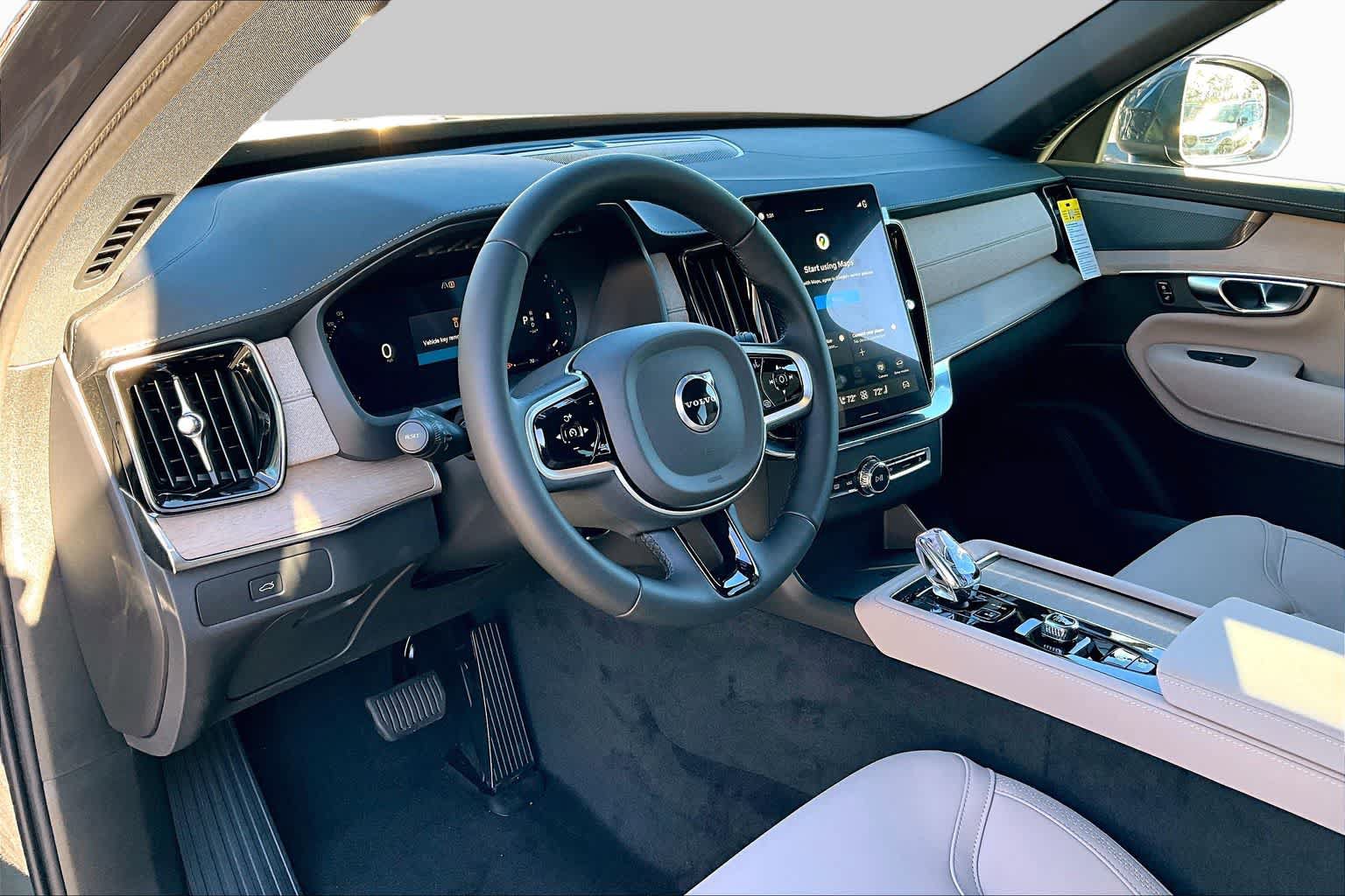 New 2026 Volvo XC90 B6 Plus w/ Protection Package Premier AWD/4WD image 9