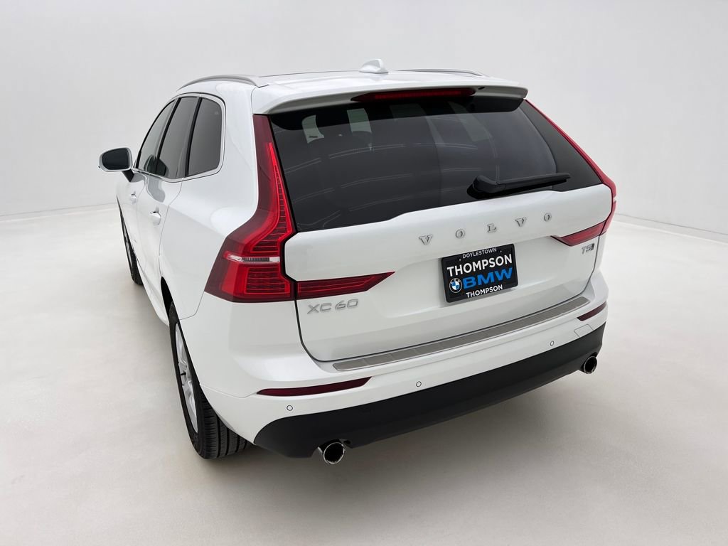 Used 2020 Volvo XC60 T5 Momentum image 8