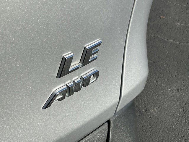 Used 2024 Toyota RAV4 LE image 7