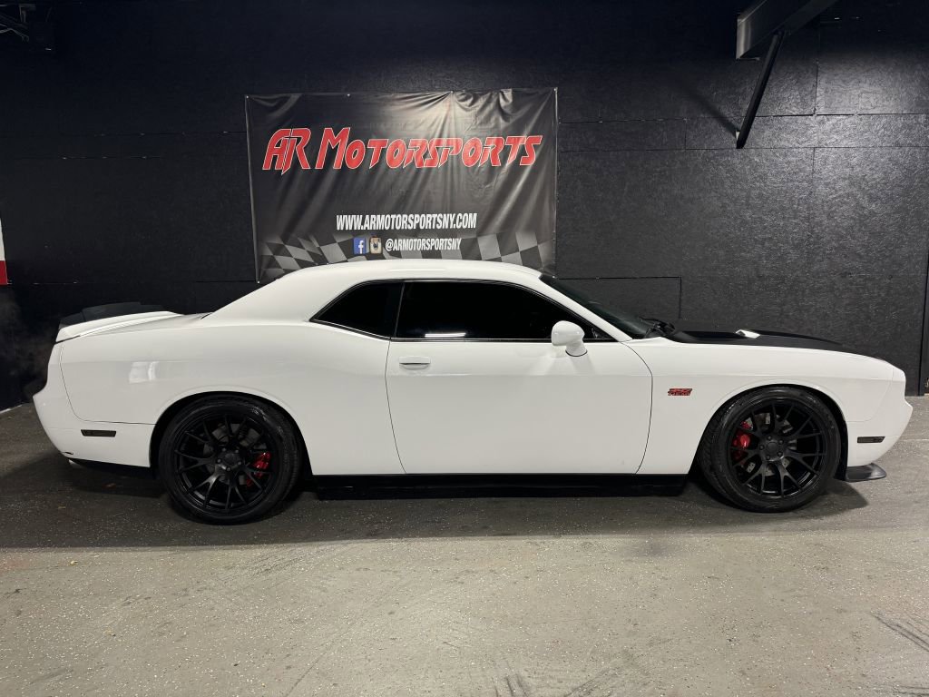 Used 2012 Dodge Challenger SRT8 image 5