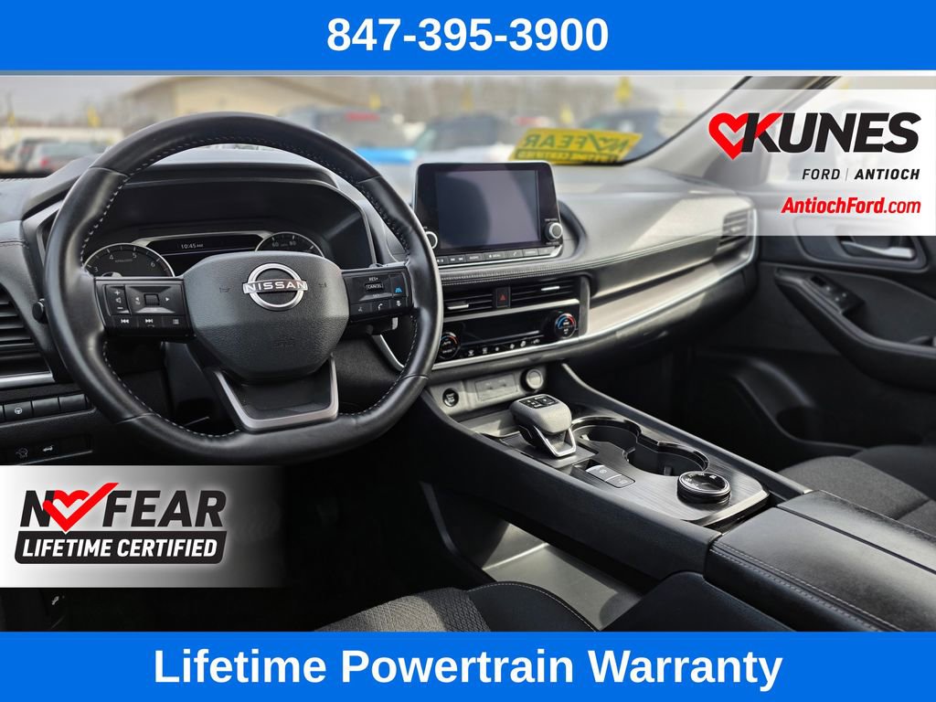 Used 2025 Nissan Rogue SV image 37