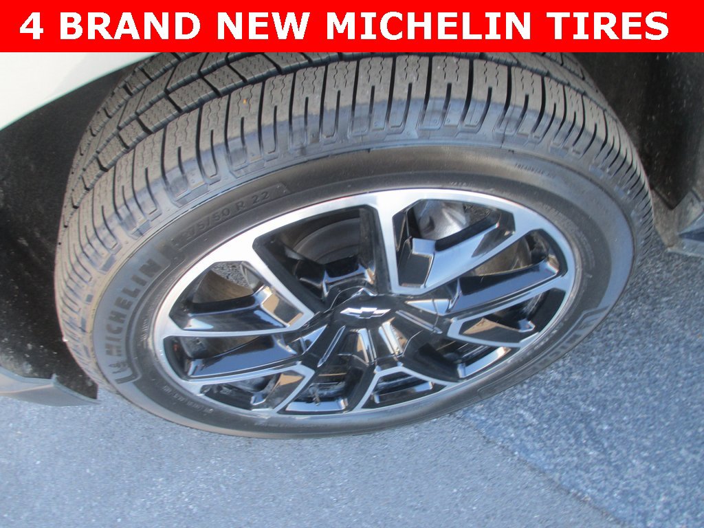 Used 2023 Chevrolet Tahoe RST w/ Sport Performance Package image 3