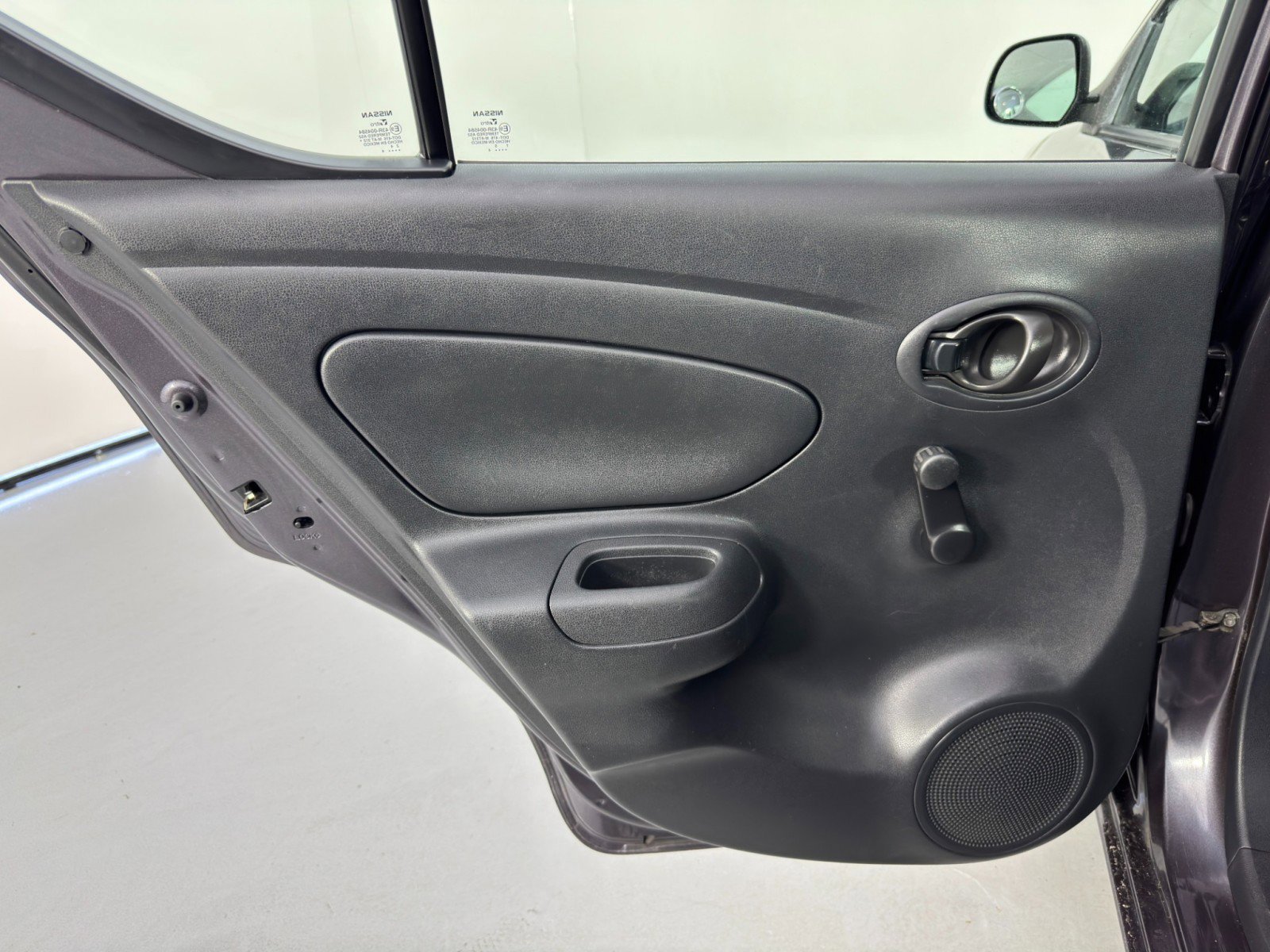 Used 2015 Nissan Versa S image 28