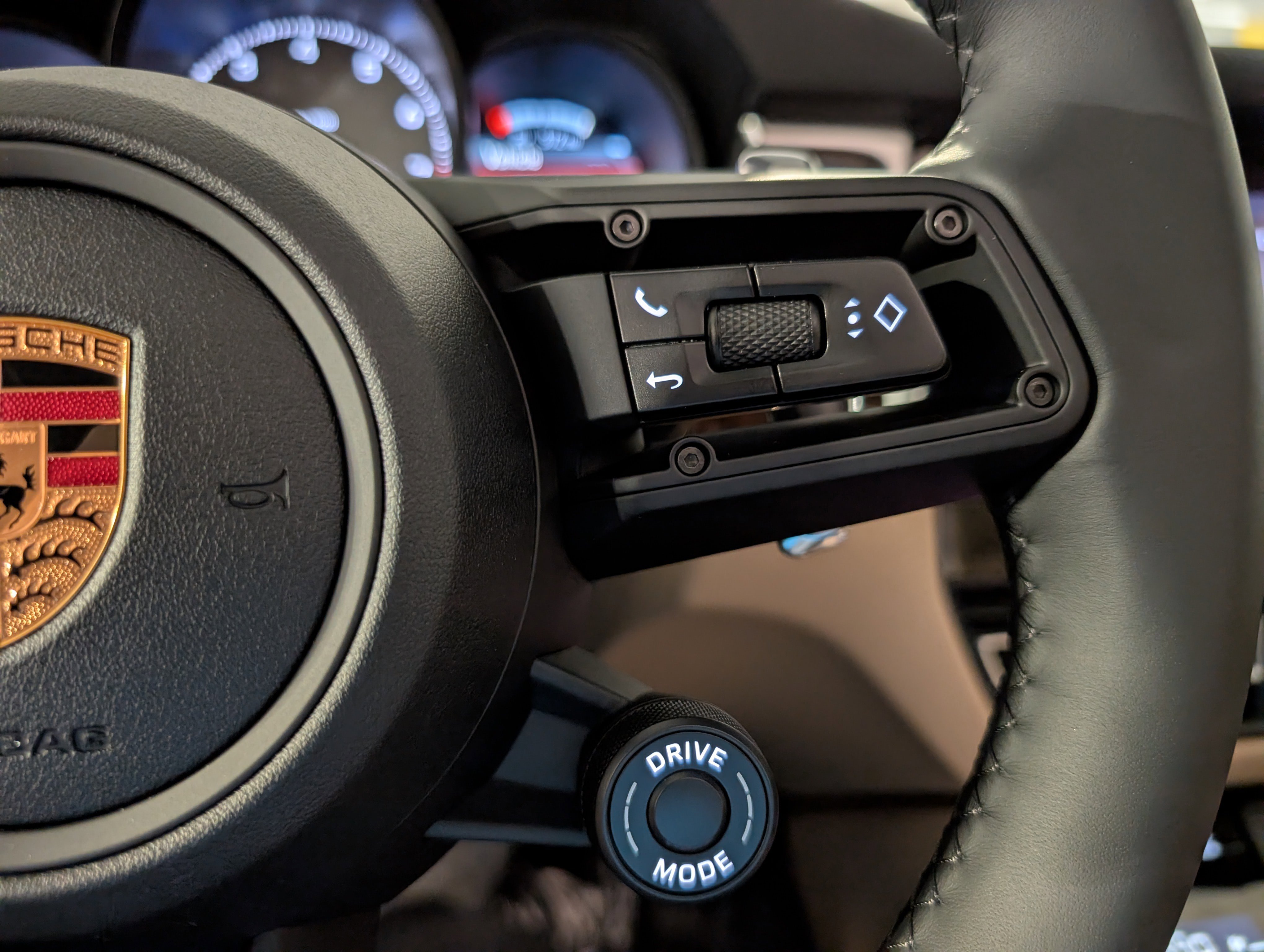 New 2026 Porsche Macan S image 30