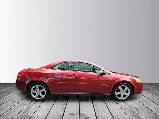 Used 2009 Pontiac G6 GT w/ Sport Package 1 FWD image 6