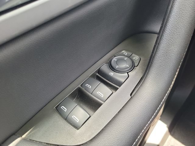 Used 2023 Chevrolet Blazer LT FWD image 17