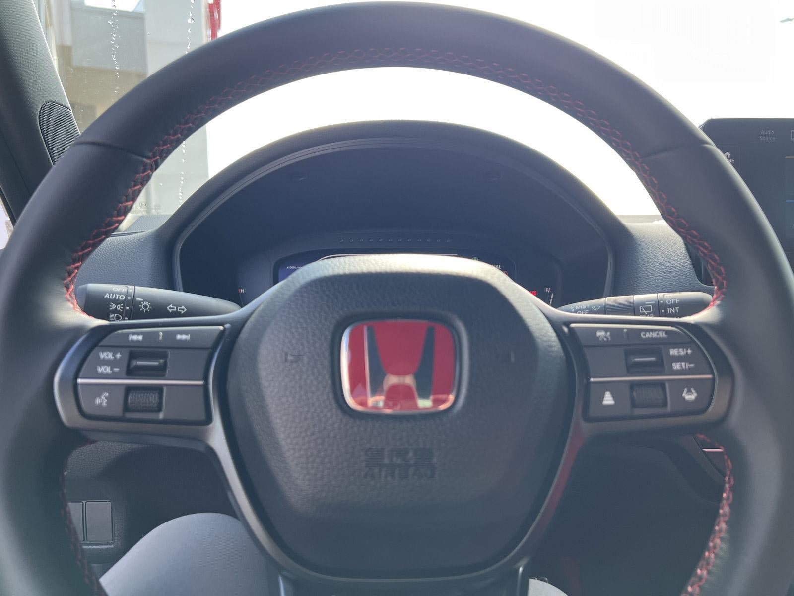 Used 2025 Honda Civic Type R image 12