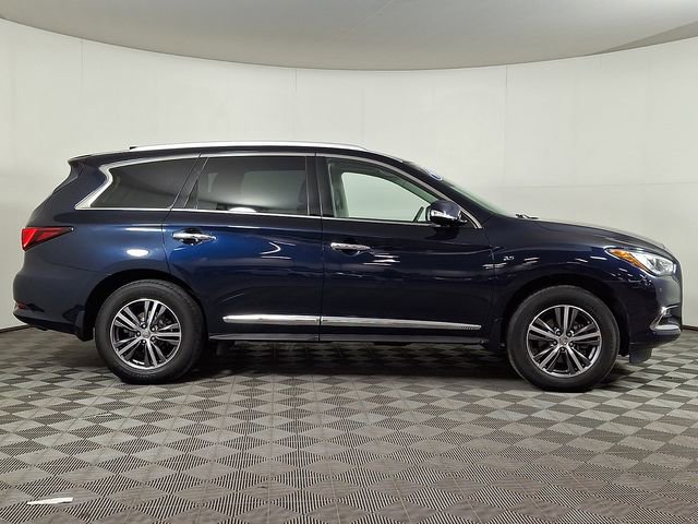 Used 2019 INFINITI QX60 Luxe w/ Essential Package AWD/4WD image 10
