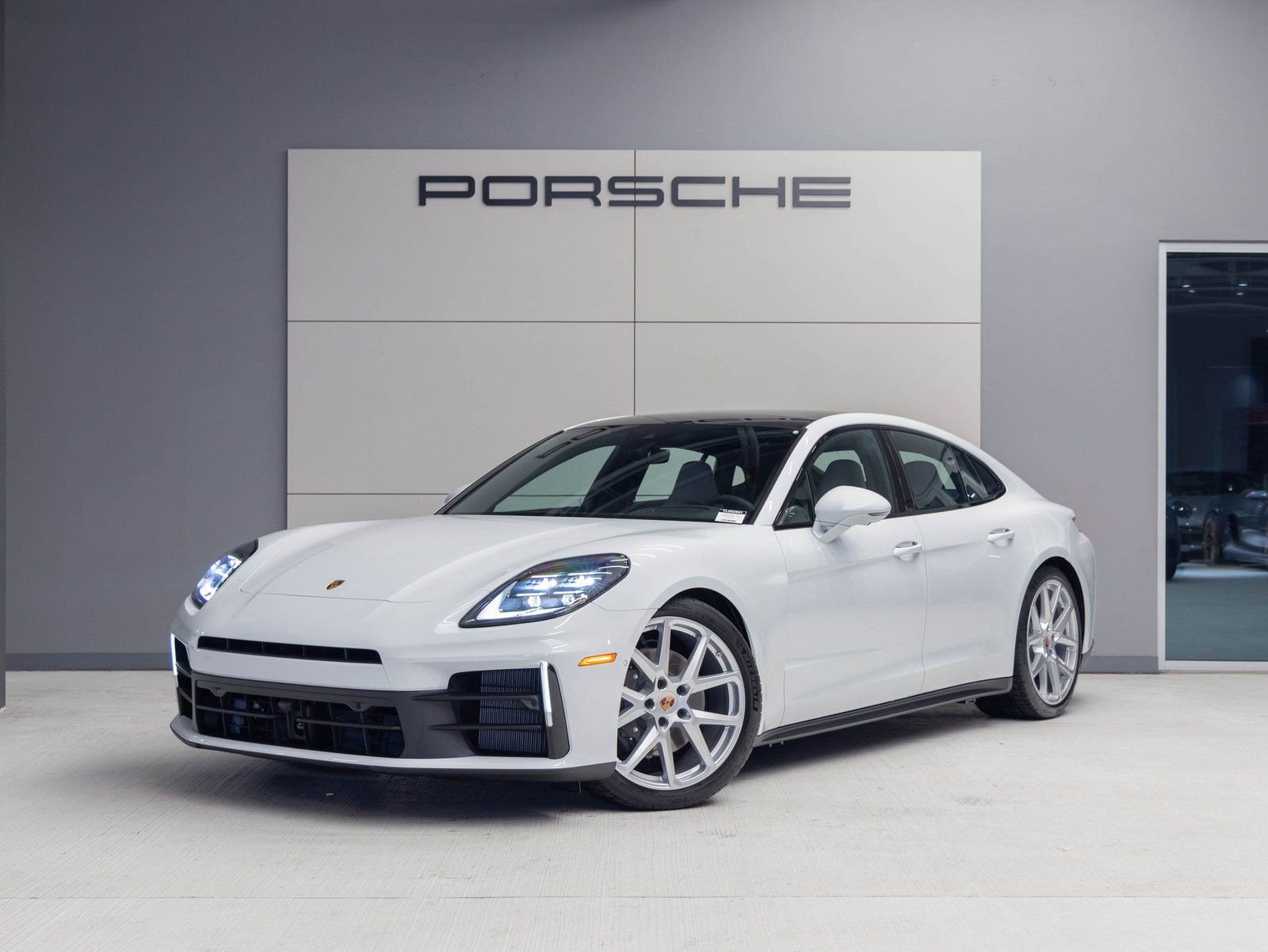 New 2026 Porsche Panamera 4