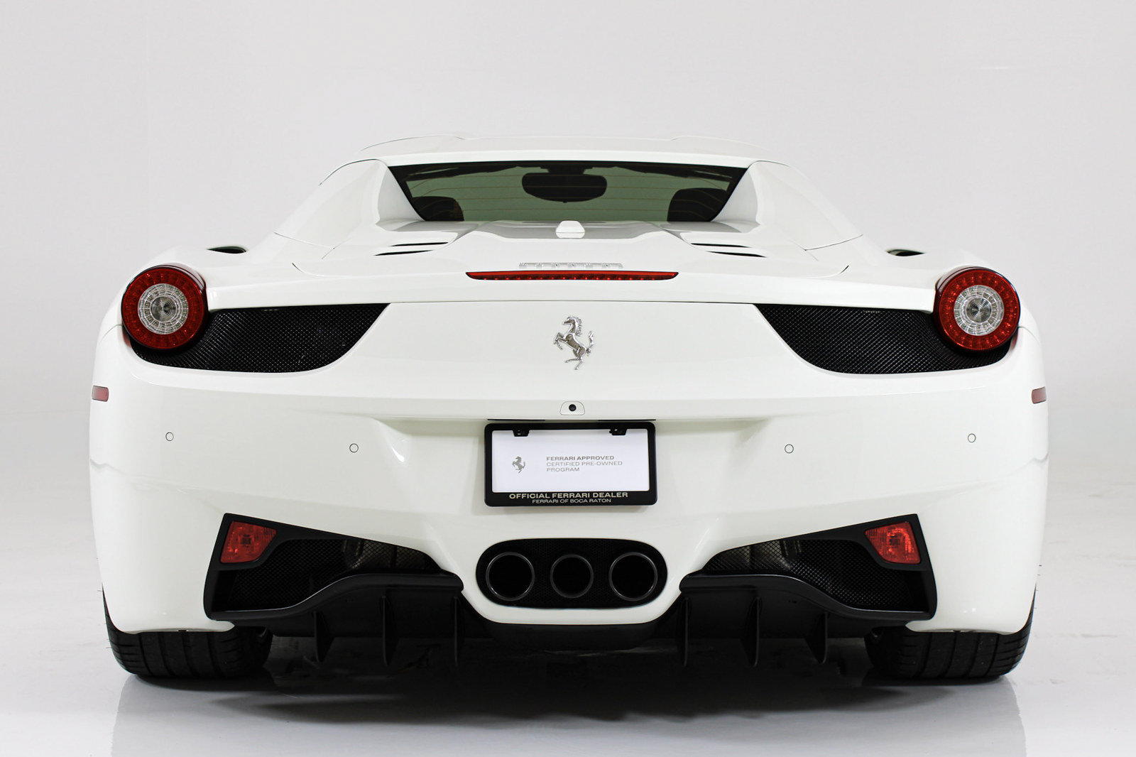 Used 2015 Ferrari 458 Spider RWD image 25