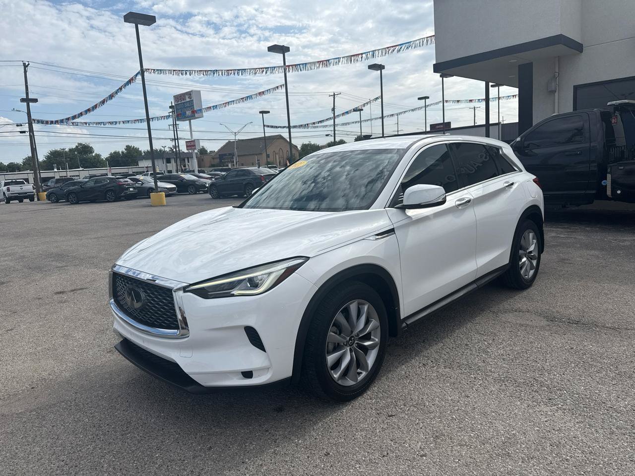 Used 2021 INFINITI QX50 Pure FWD image 2