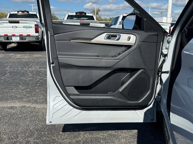 New 2026 Ford Explorer Active w/ Active Comfort Package image 20