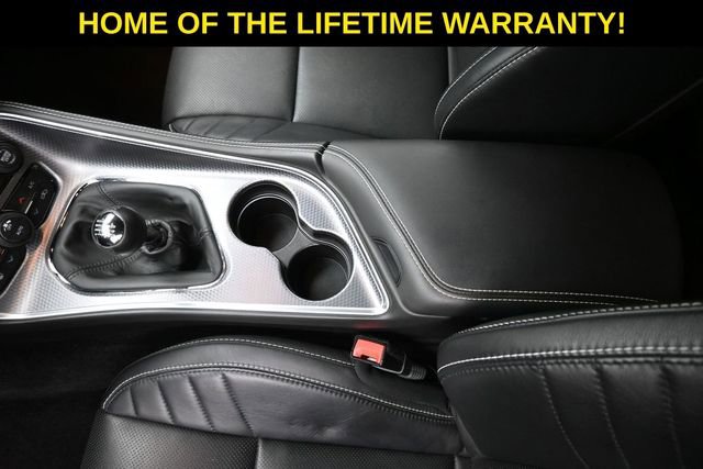 Used 2016 Dodge Challenger SRT Hellcat RWD image 41