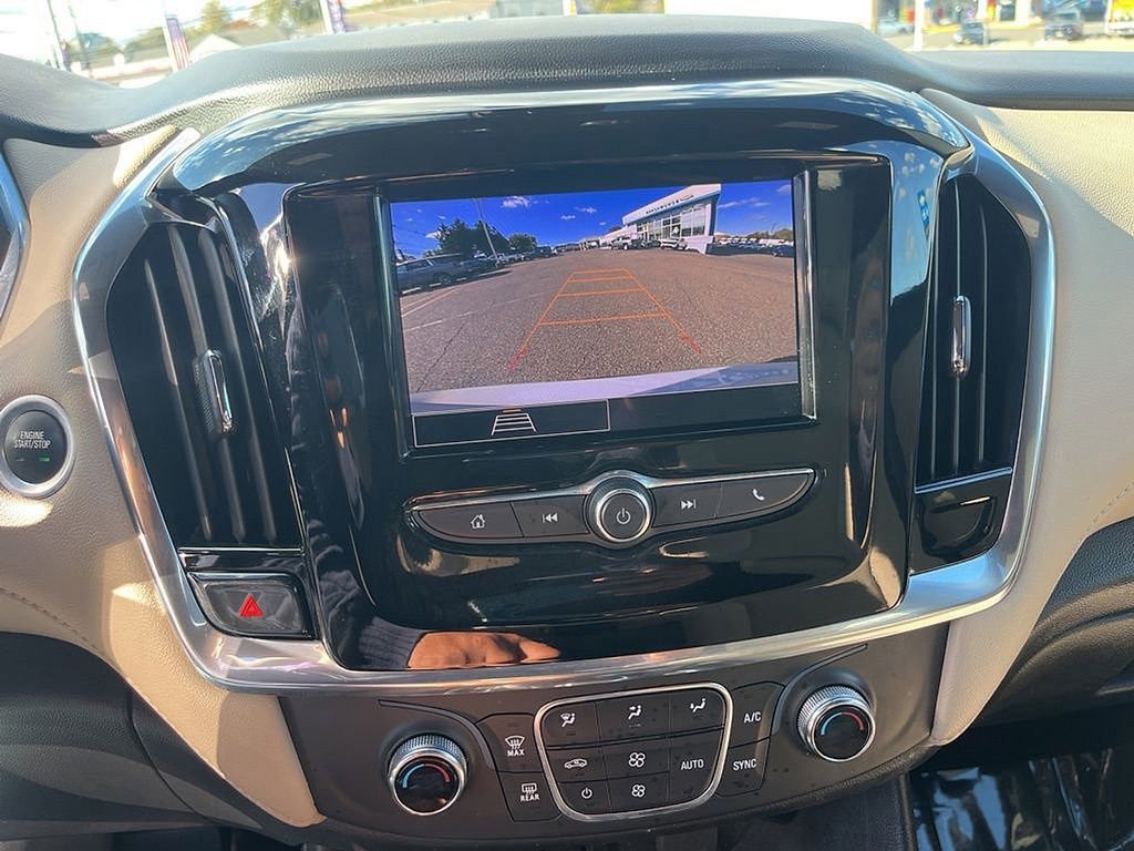Used 2023 Chevrolet Traverse LS w/ Safety Package image 37